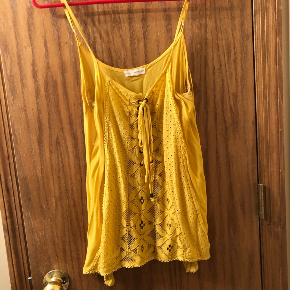 Yellow tank top from buckle